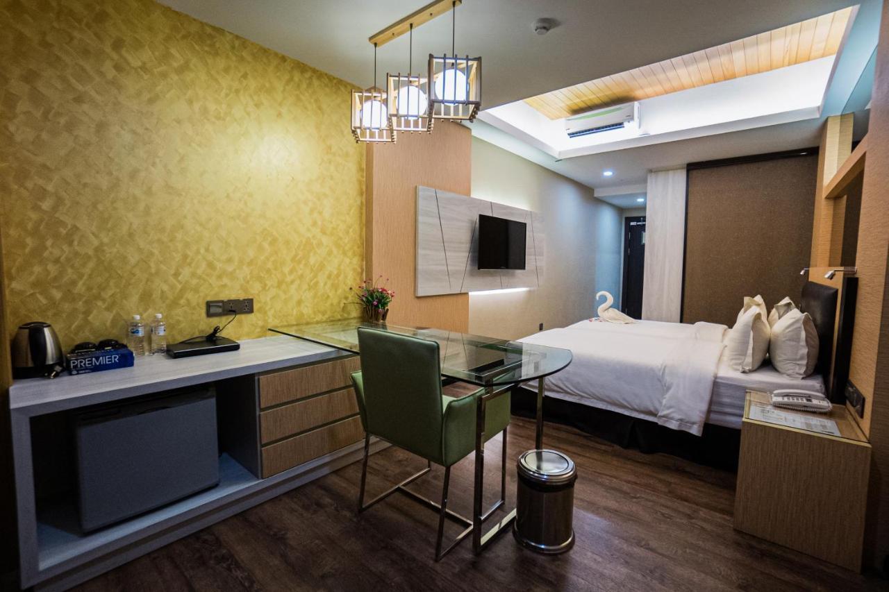 Jc Mark Hotel Bintulu Exterior photo